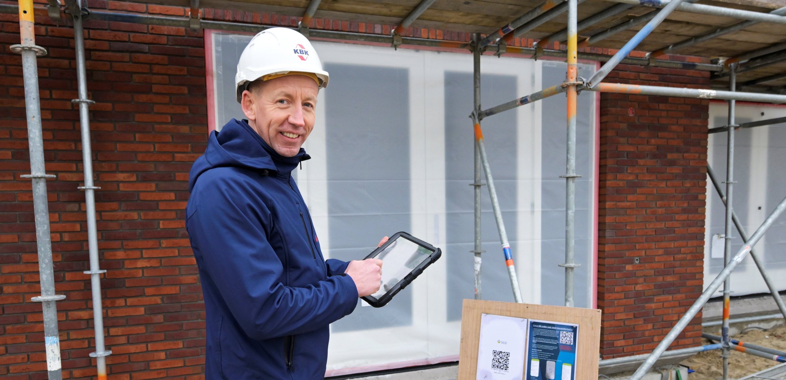 Bas aan het werk op een van zijn projecten